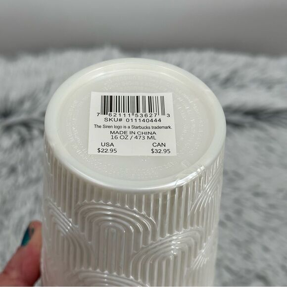 Starbucks 2023 Spring White Mermaid Siren Shell Wave Grande Tumbler 160z Cup NWT - Picture 4 of 5